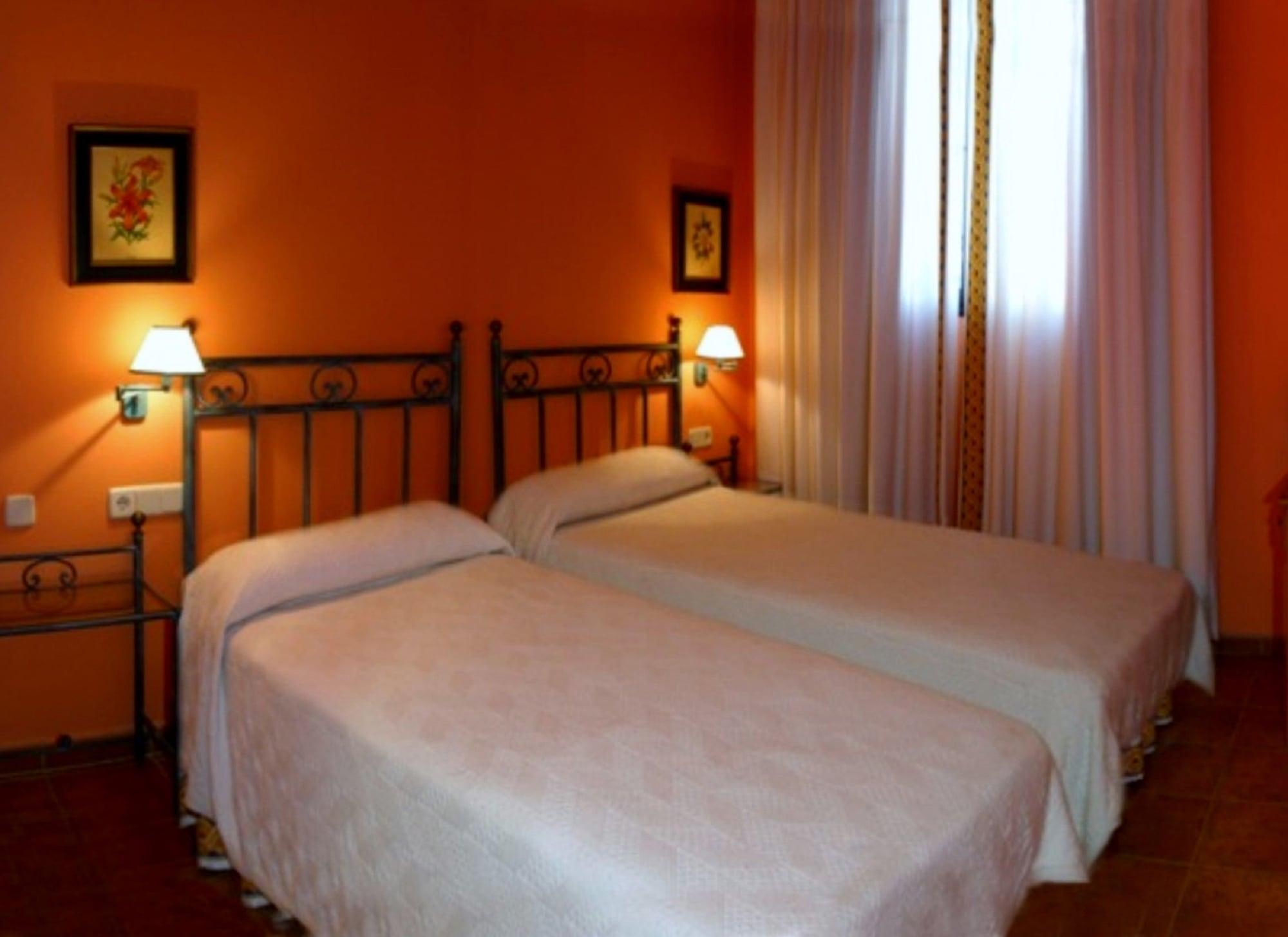 Hotel Y Apartamentos La Casa Rural Chinchón Eksteriør billede