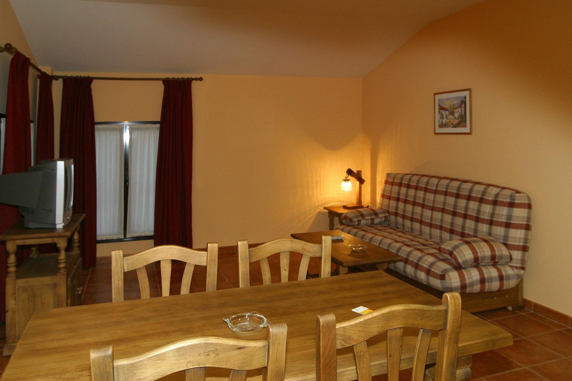 Hotel Y Apartamentos La Casa Rural Chinchón Eksteriør billede