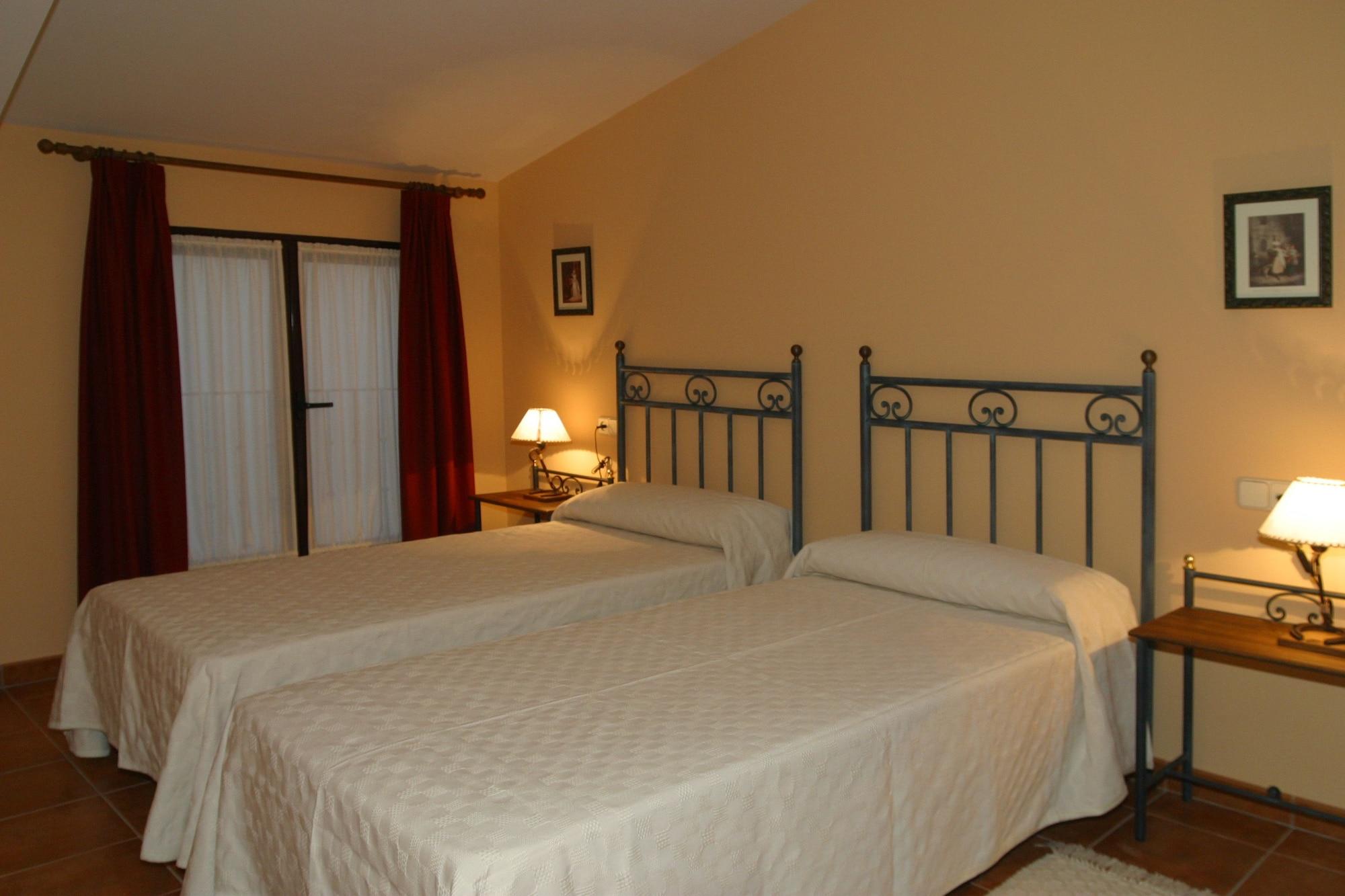 Hotel Y Apartamentos La Casa Rural Chinchón Eksteriør billede